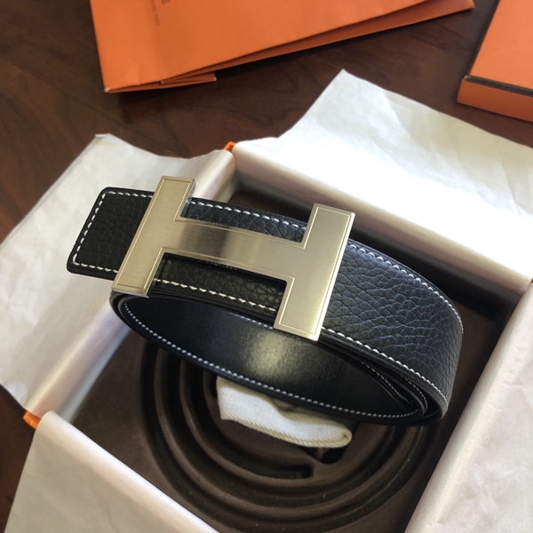 エルメスベルト正面デザイン